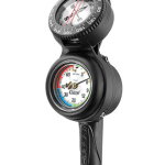 Combining depth gauge, submersible pressure gauge and a compass in one ergonomic package